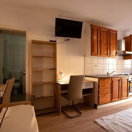 Maribor City Center Minidorm Apartment ภายนอก รูปภาพ