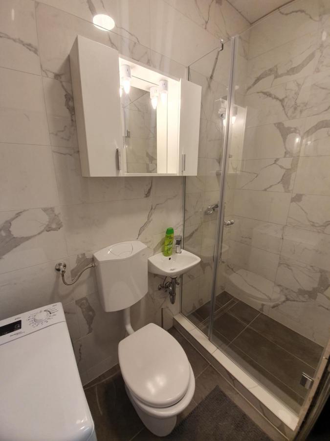 Maribor City Center Minidorm Apartment ภายนอก รูปภาพ