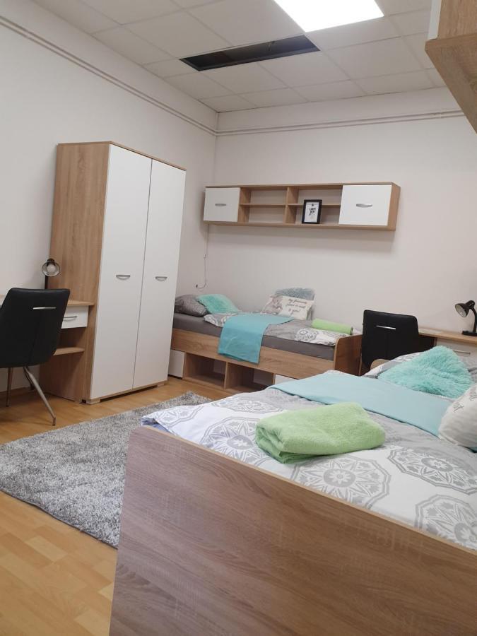 Maribor City Center Minidorm Apartment ภายนอก รูปภาพ